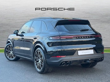 Used Porsche Cayenne 2025 for sale - 75292724: Photo