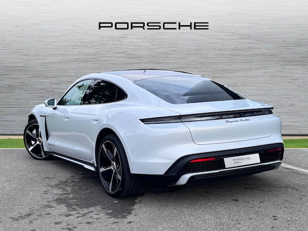 Used Porsche Taycan 2021 for sale - 76216692: Photo 3
