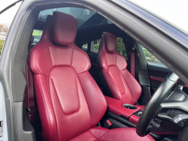 Used Porsche Taycan 2021 for sale - 76216692: Photo 5