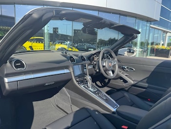 Used Porsche Boxster 2025 for sale - 76216687: Photo 4
