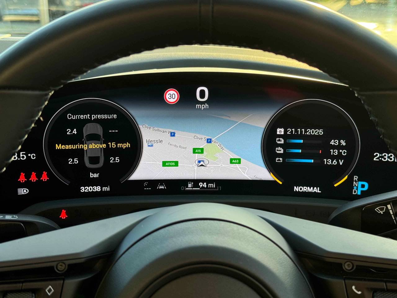 Used Porsche Taycan 2023 for sale - 76662344: Photo 17