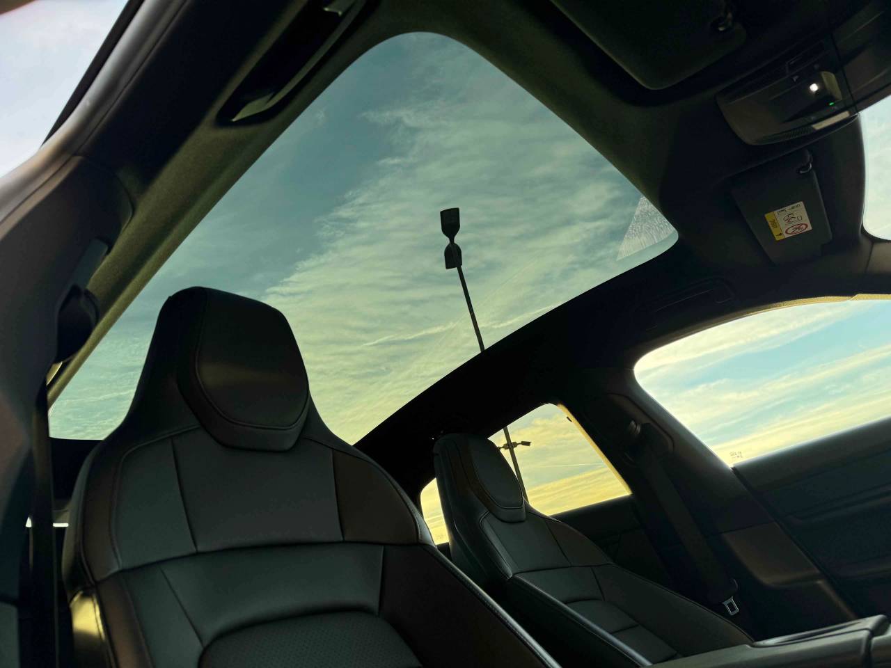 Used Porsche Taycan 2023 for sale - 76662344: Photo 22