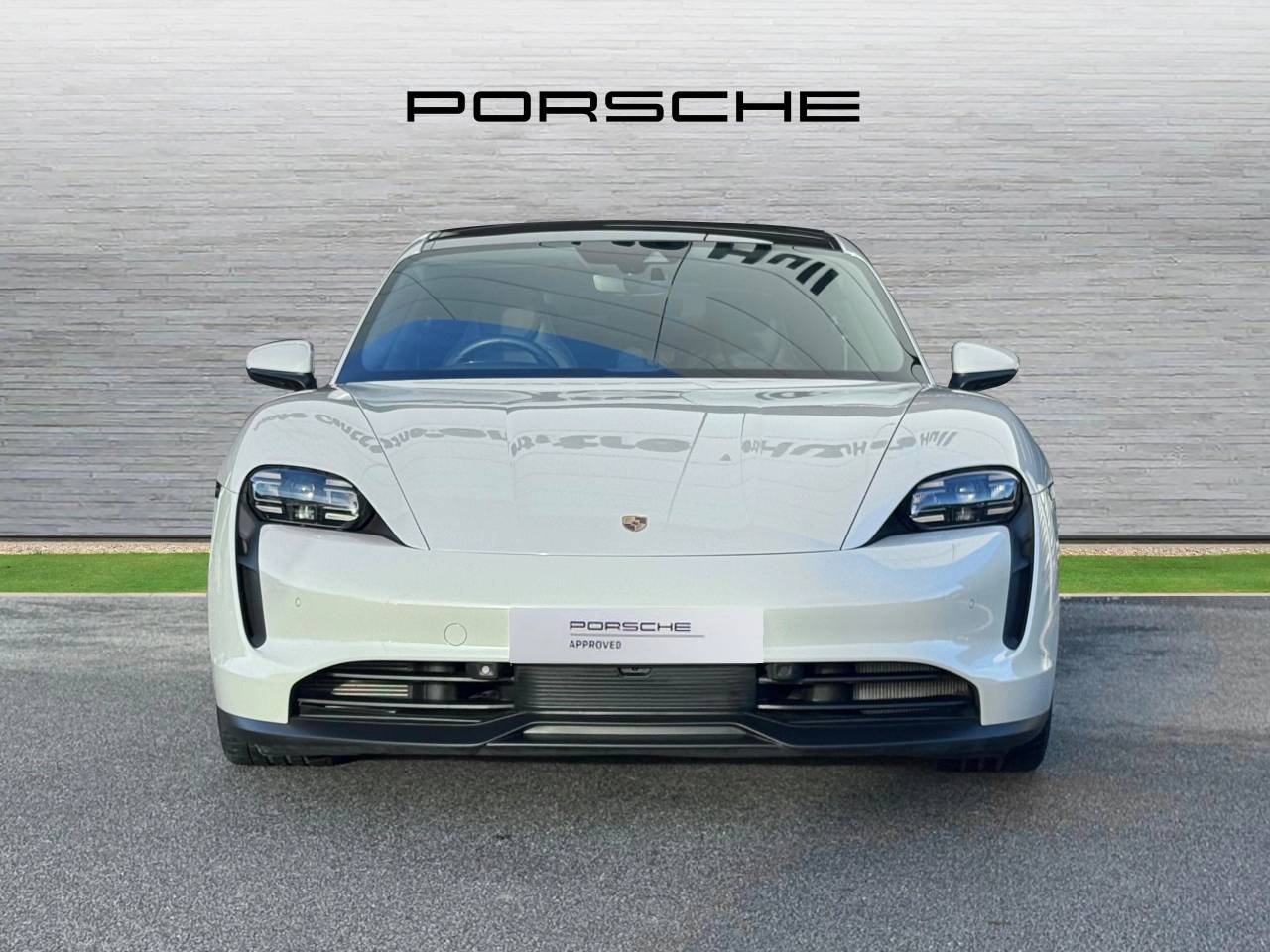 Used Porsche Taycan 2023 for sale - 76662344: Photo 7