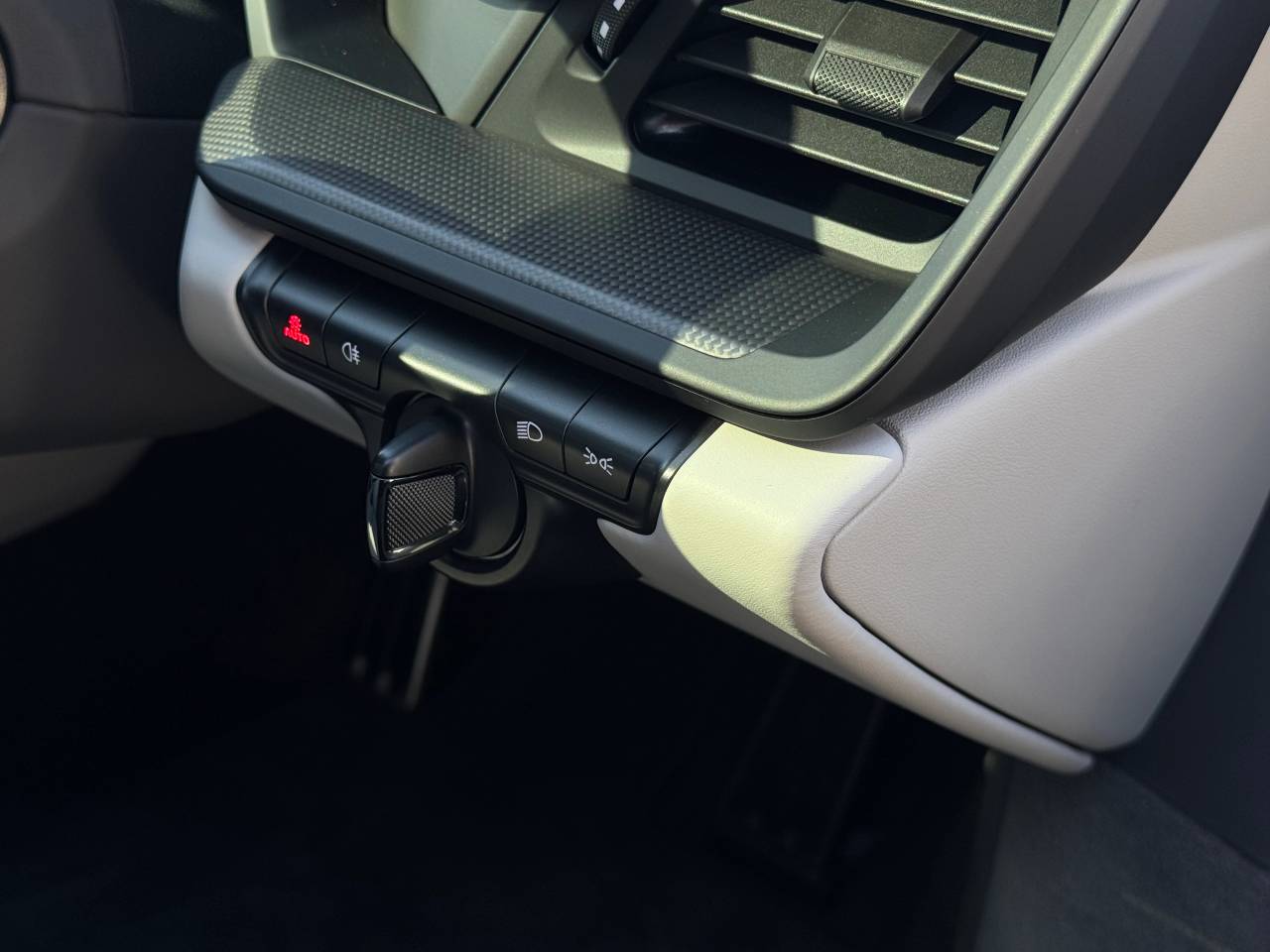 Vehicle 33