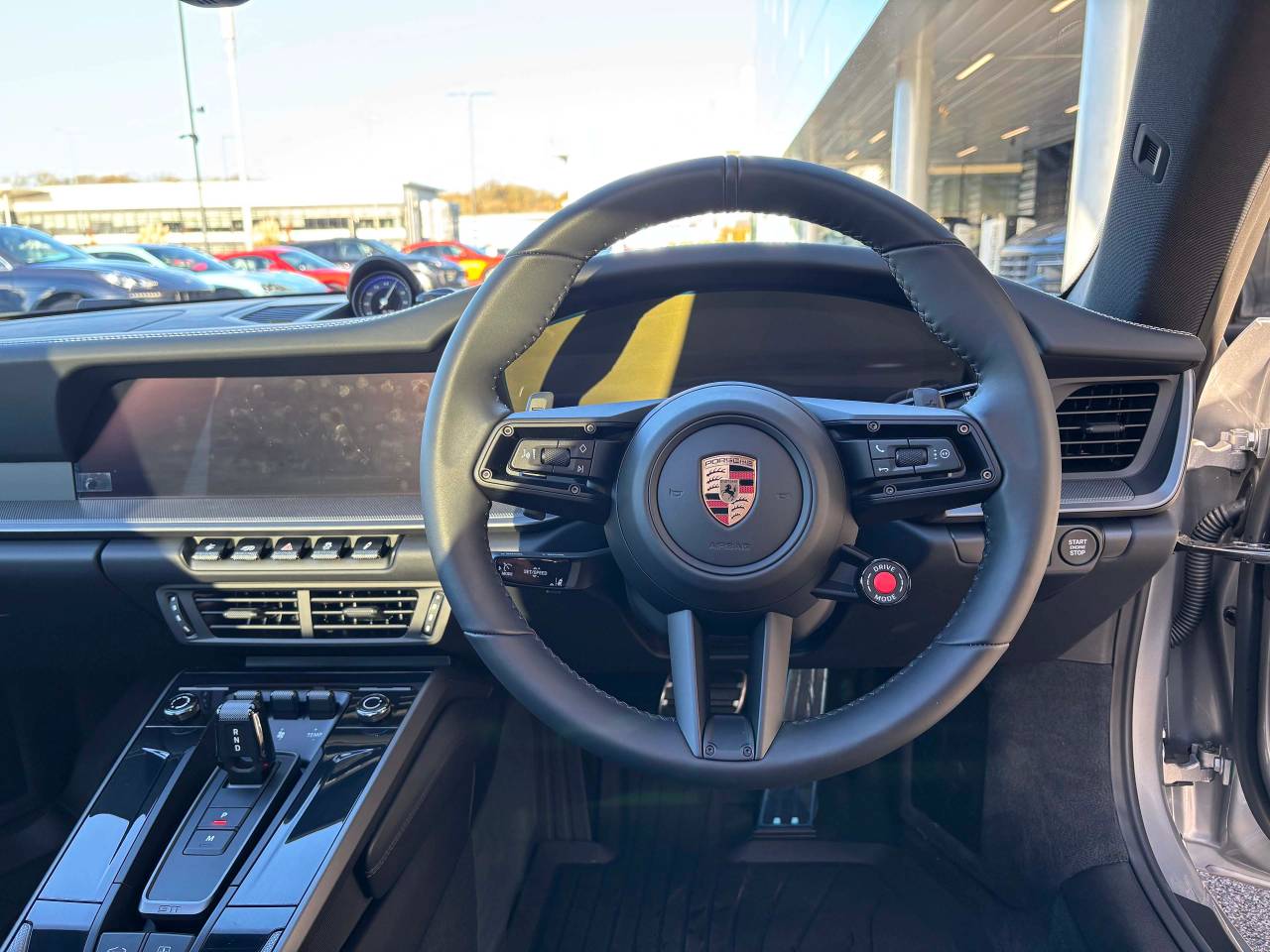 Used Porsche 911 2025 for sale - 76609244: Photo 17