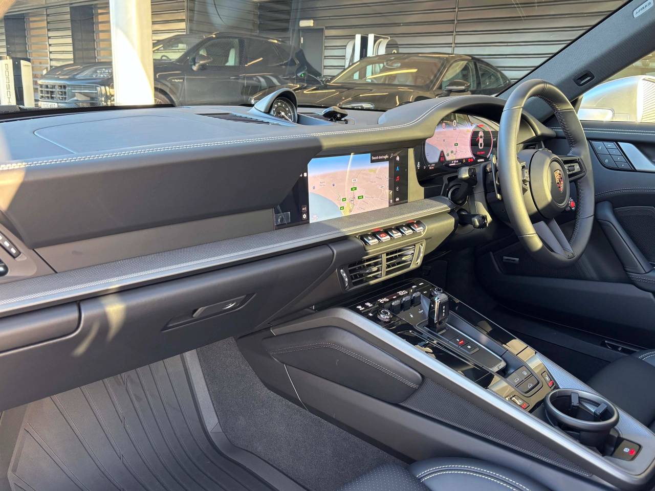 Used Porsche 911 2025 for sale - 76609244: Photo 24