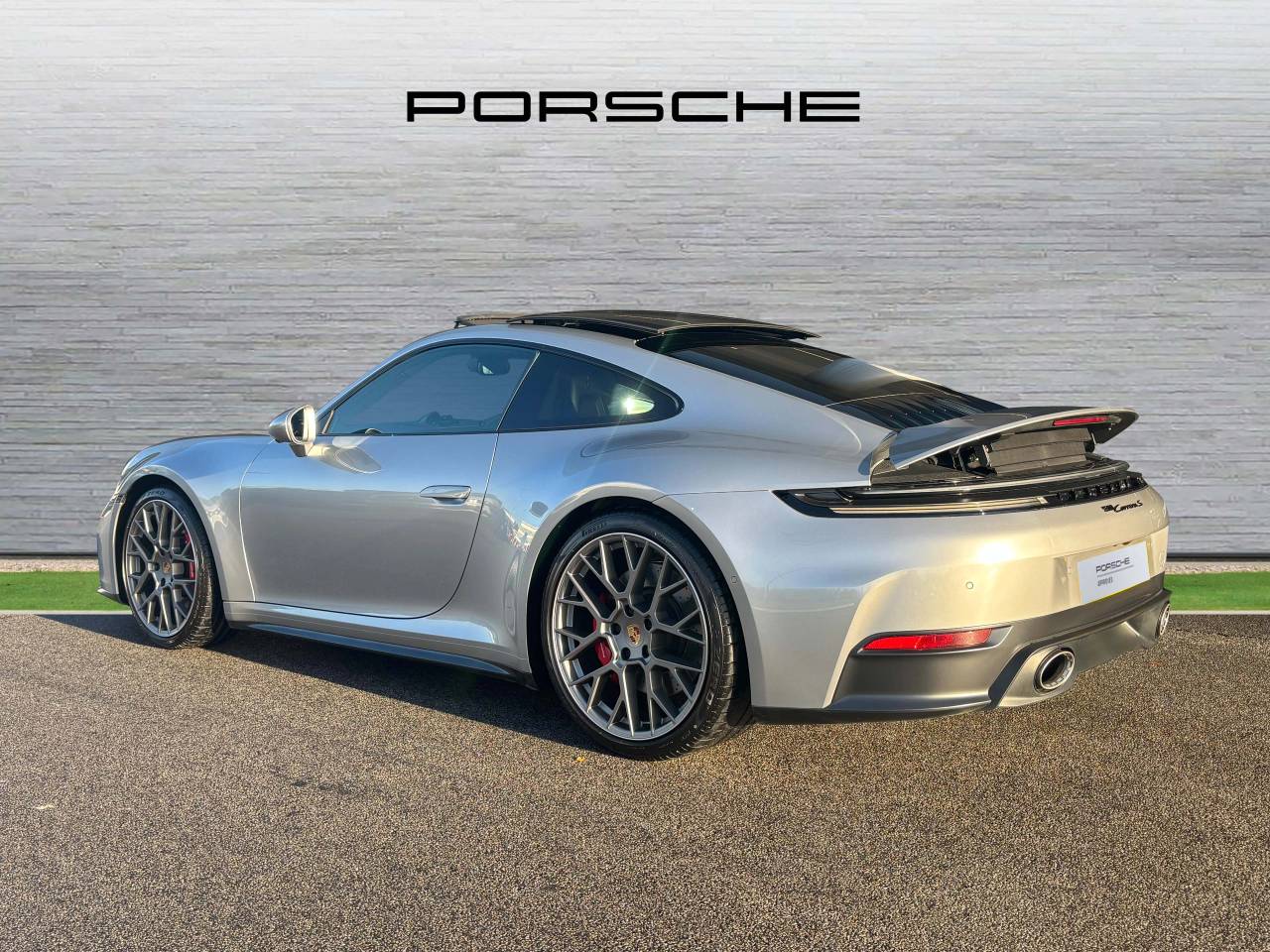 Used Porsche 911 2025 for sale - 76609244: Photo 39