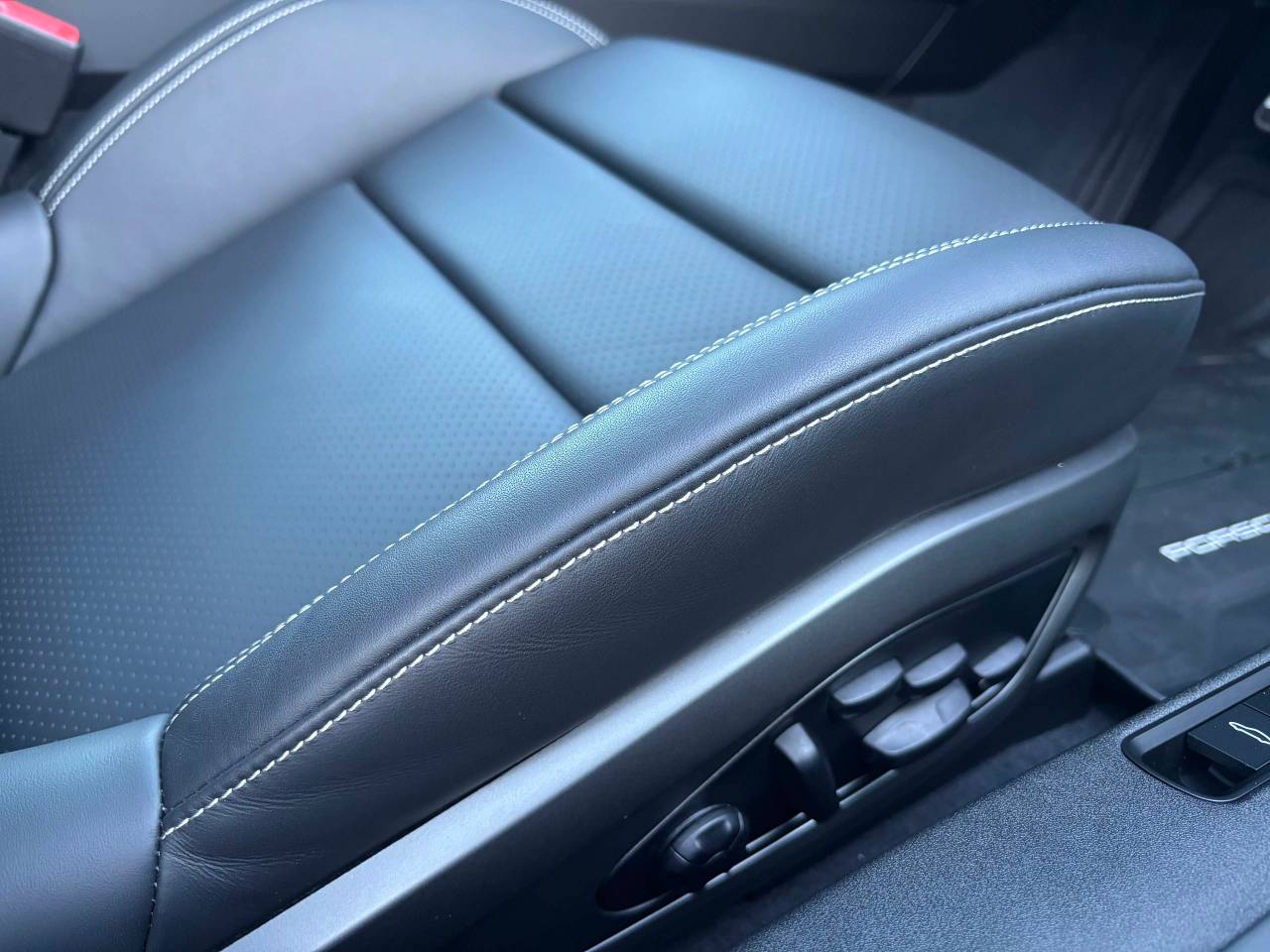 Used Porsche 911 2025 for sale - 76609244: Photo 45