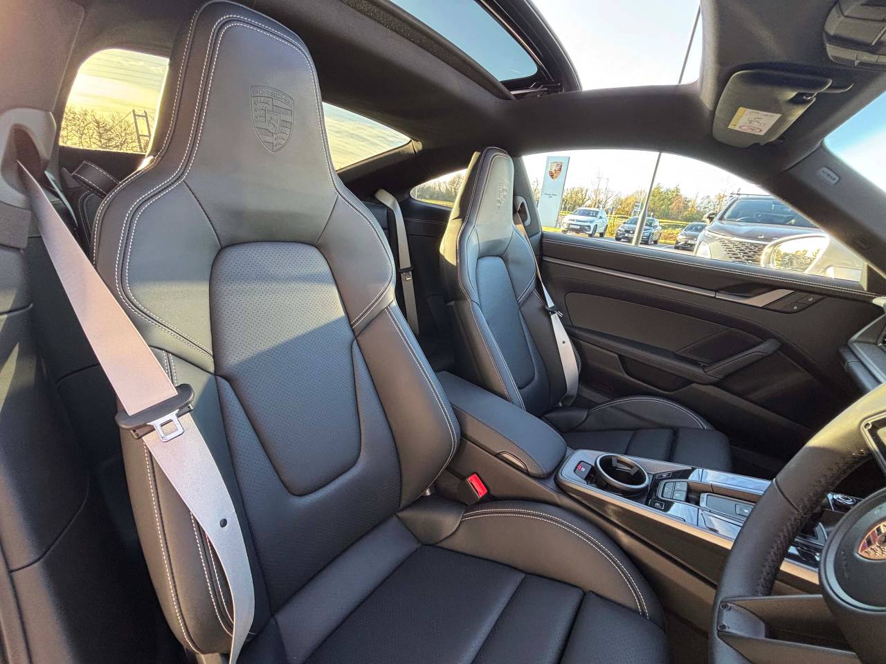 Used Porsche 911 2025 for sale - 76609244: Photo 5