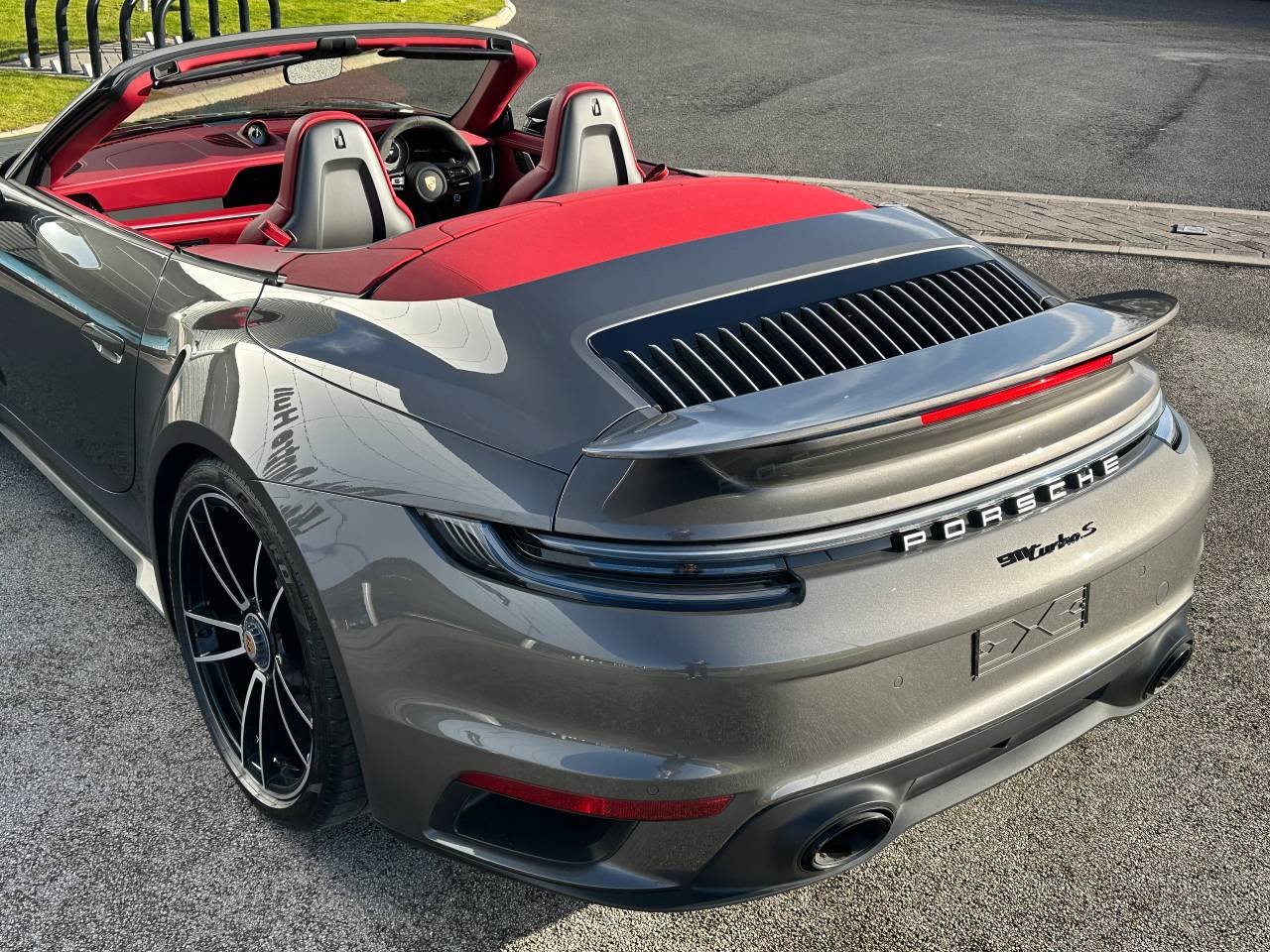 Used Porsche 911 2023 for sale - 77725286: Photo 16