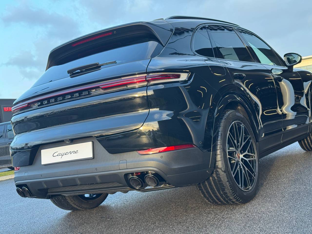 Used Porsche Cayenne 2025 for sale - 76110811: Photo 14