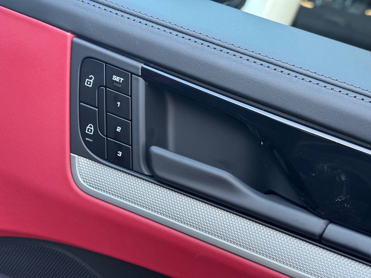 Used Porsche Cayenne 2025 for sale - 76110811: Photo 42