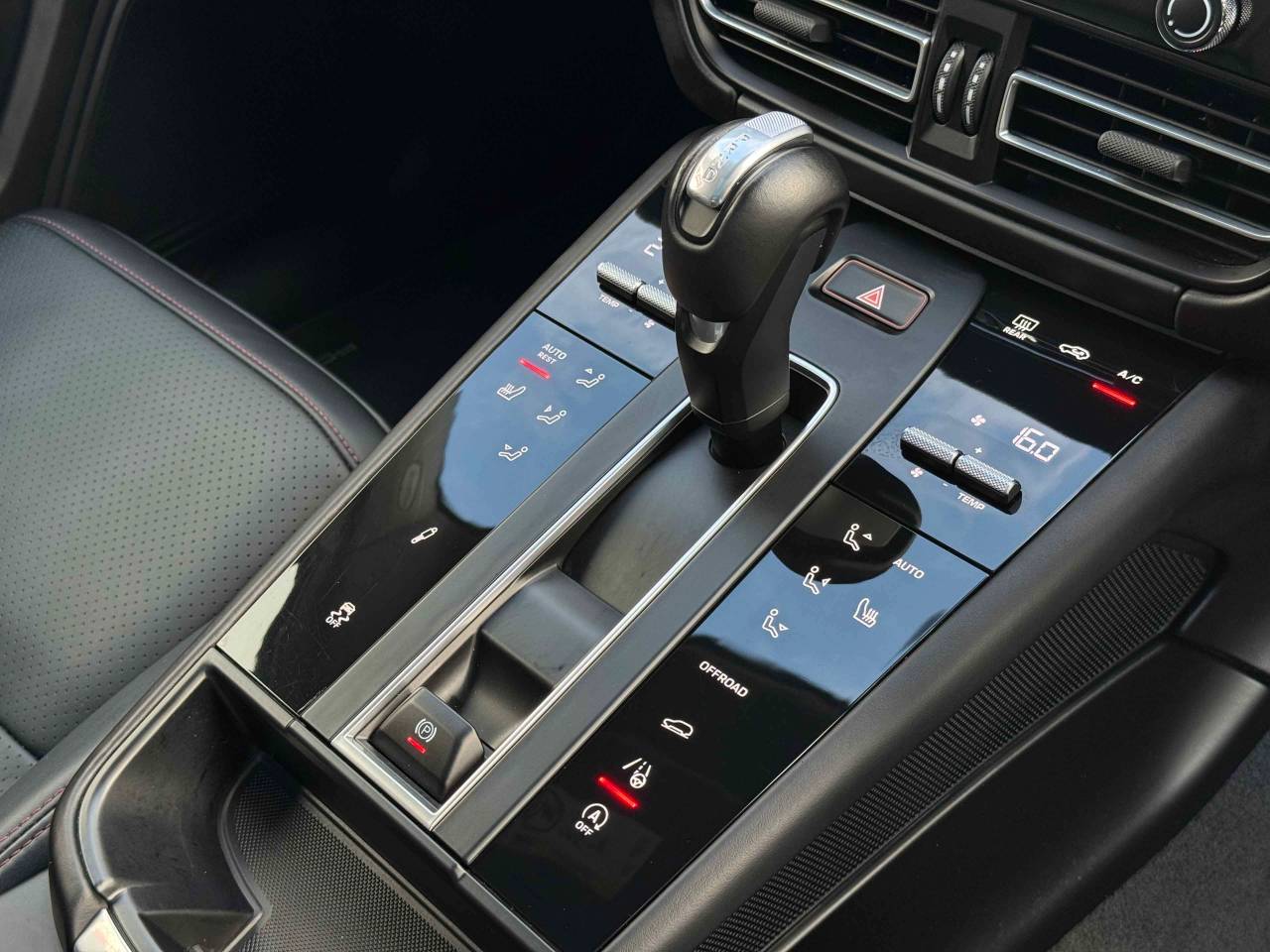 Used Porsche Macan 2024 for sale - 76110864: Photo 25