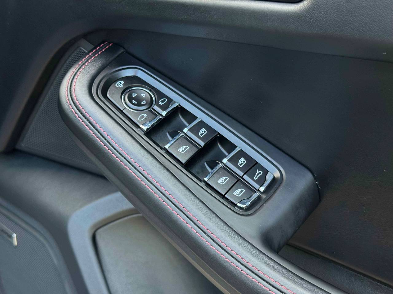Used Porsche Macan 2024 for sale - 76110864: Photo 26