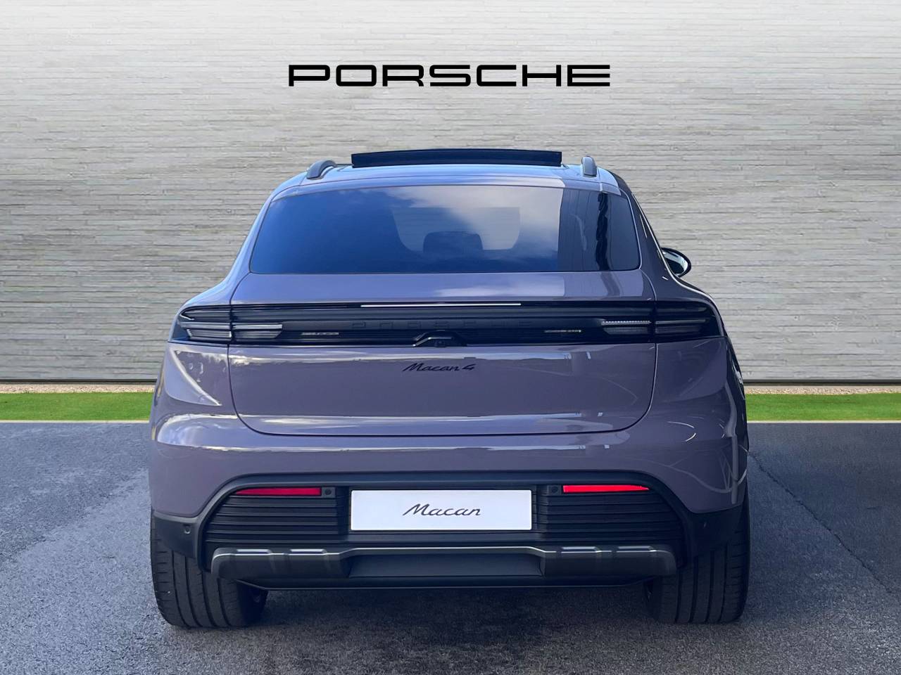 Used Porsche Macan 2025 for sale - 76937291: Photo 7