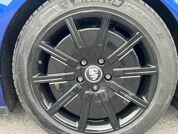 Used Porsche Taycan 2021 for sale - 75352638: Photo