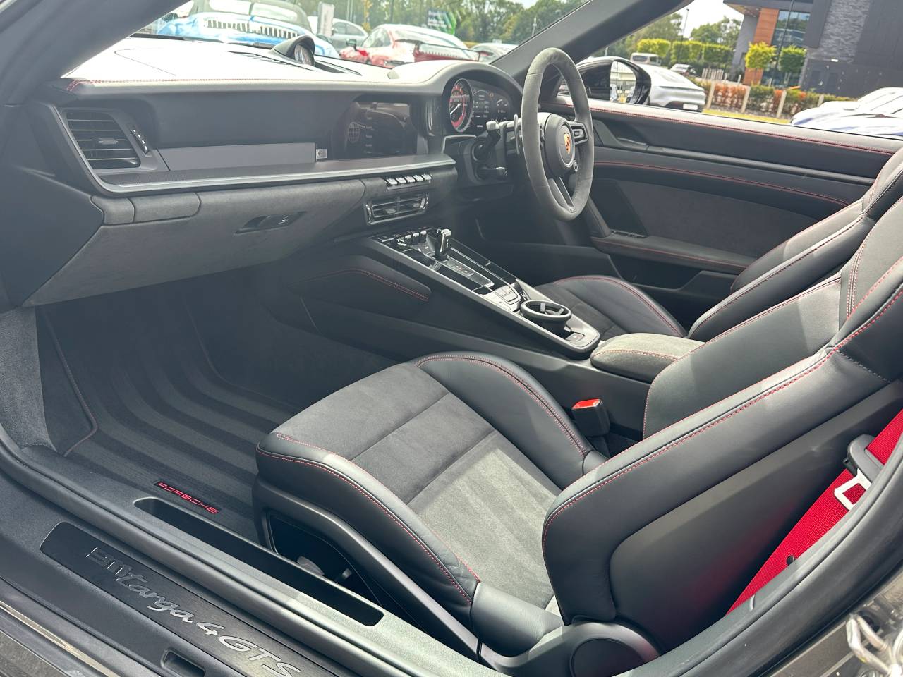 Used Porsche 911 2024 for sale - 76110827: Photo 22