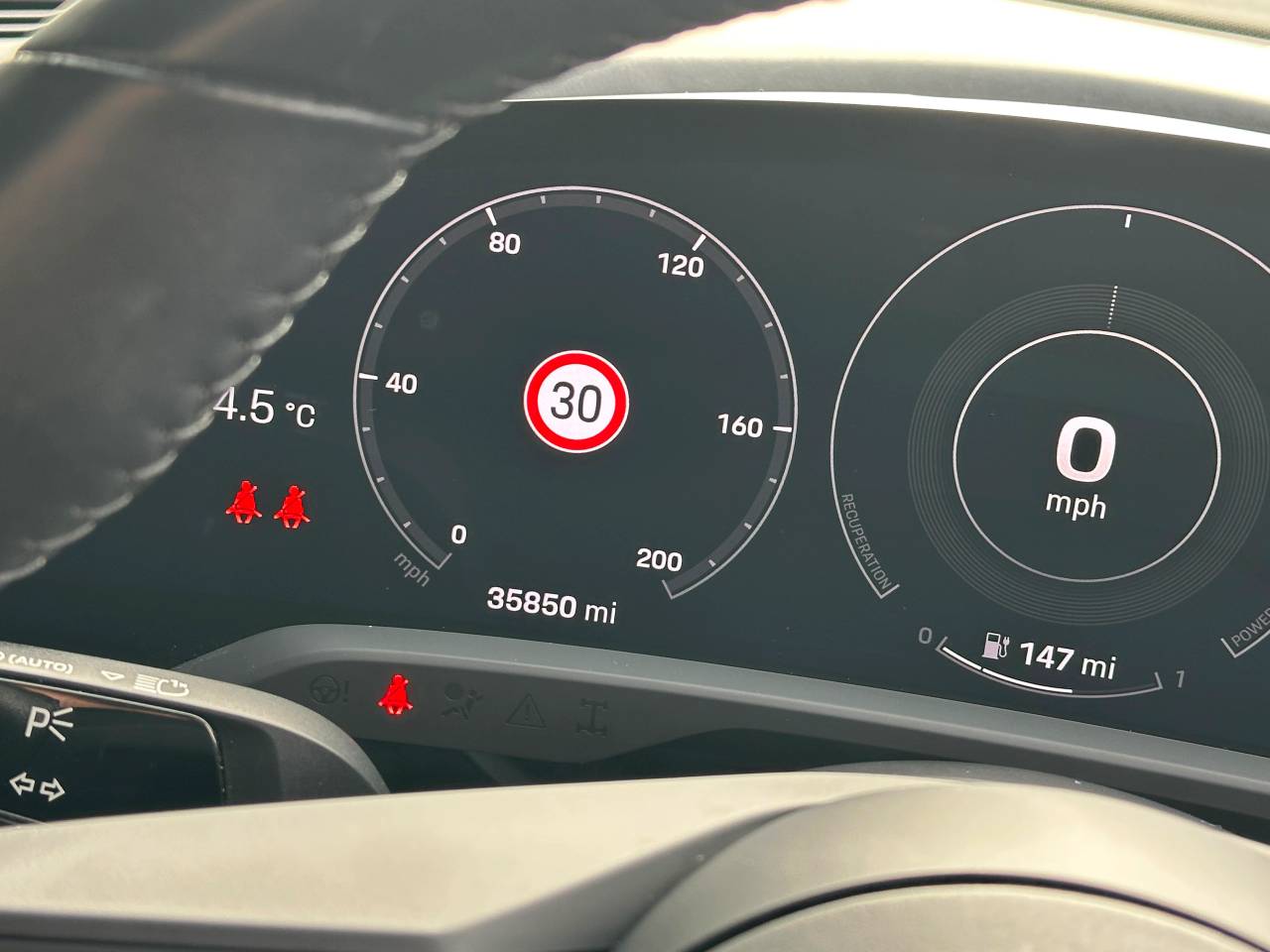 Used Porsche Taycan 2021 for sale - 76296959: Photo 31