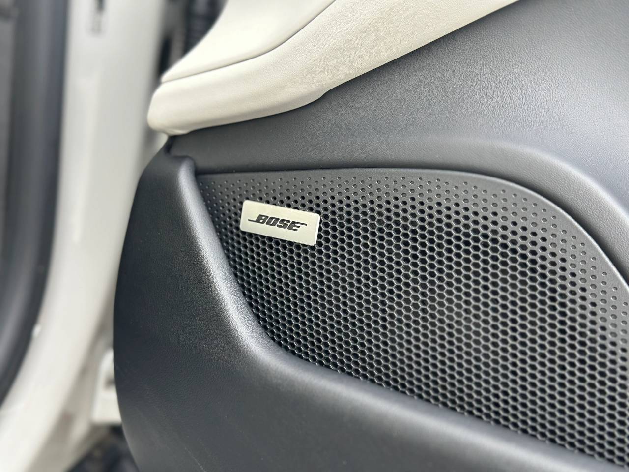Used Porsche Taycan 2021 for sale - 76296959: Photo 41