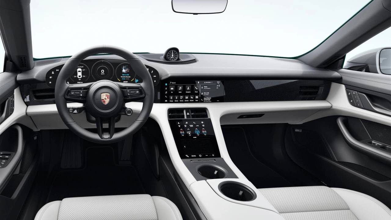 Used Porsche Taycan 2021 for sale - 76296959: Photo 6