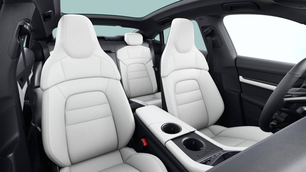 Used Porsche Taycan 2021 for sale - 76296959: Photo 7