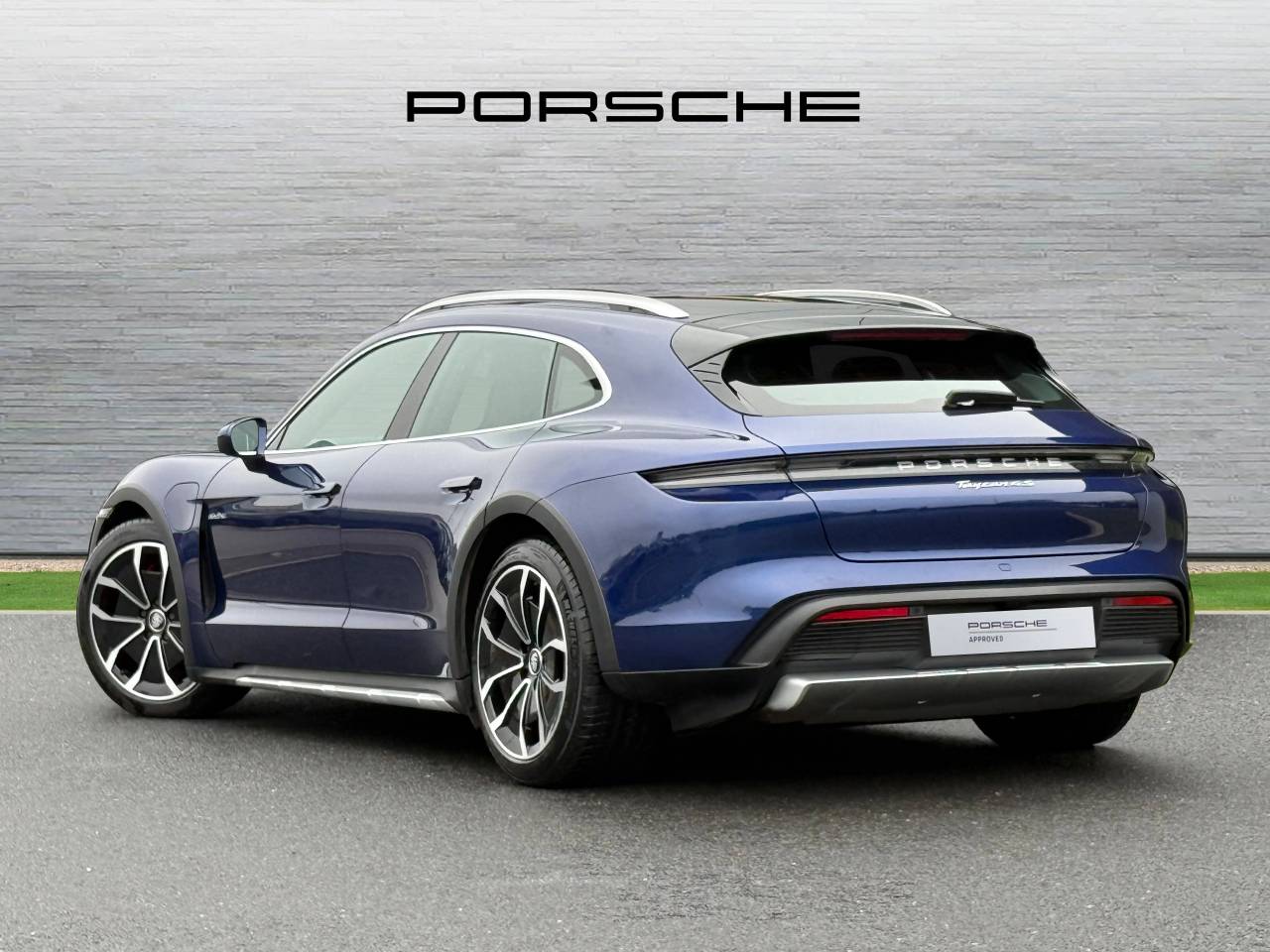 Used Porsche Taycan 2022 for sale - 77470352: Photo 39