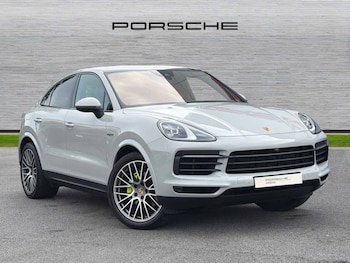 Used Porsche Cayenne 2023 for sale - 78890786: Photo
