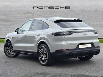 Used Porsche Cayenne 2023 for sale - 78890786: Photo