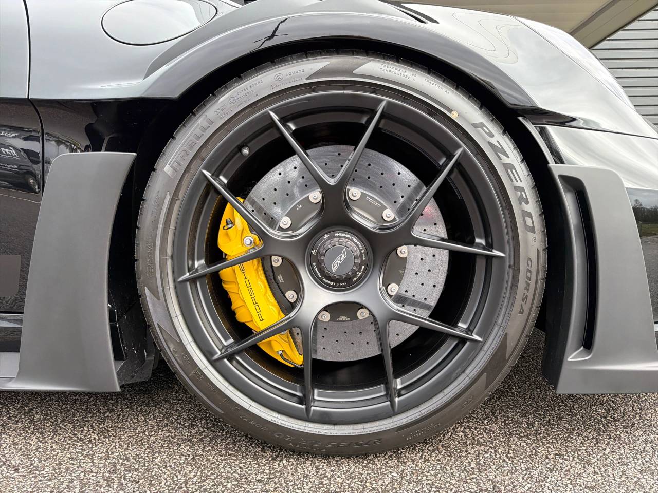 Used Porsche 911 2025 for sale - 78117269: Photo 11