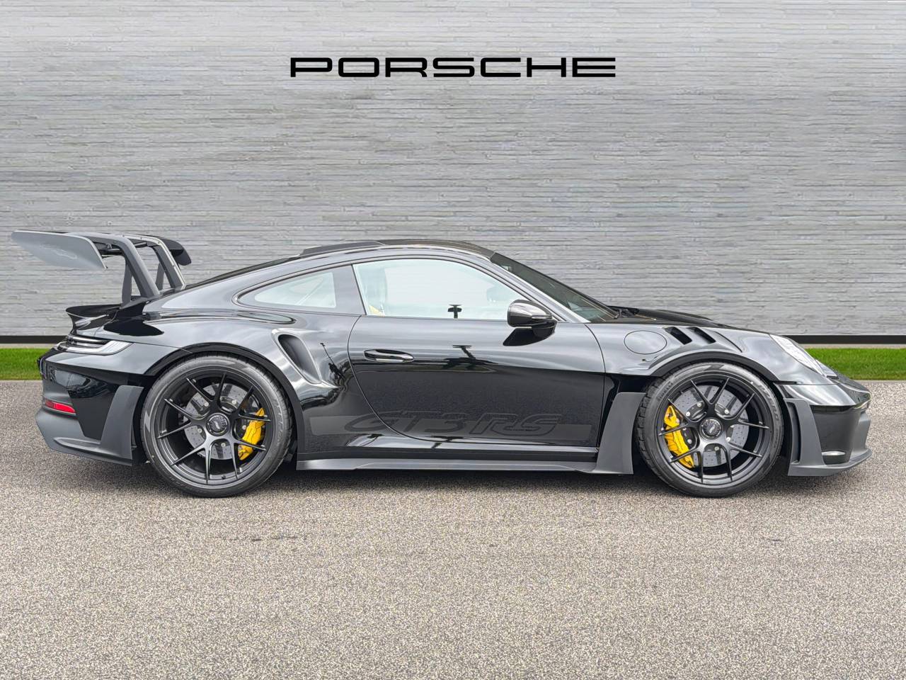 Used Porsche 911 2025 for sale - 78117269: Photo 2