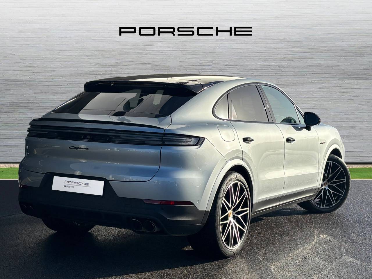 Used Porsche Cayenne 2025 for sale - 77177636: Photo 3