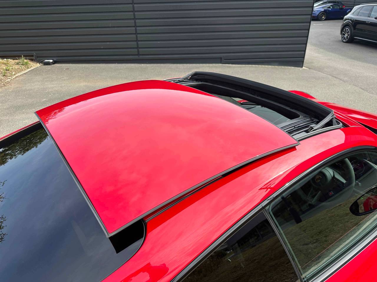 Used Porsche 911 2025 for sale - 76111159: Photo 6