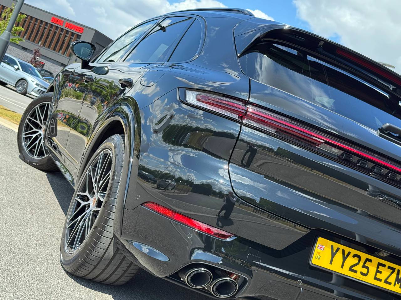 Used Porsche Cayenne 2025 for sale - 76110881: Photo 11
