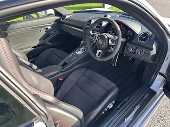 Used Porsche Cayman 2023 for sale - 77060100: Photo