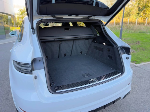 Used Porsche Cayenne 2023 for sale - 76241308: Photo 17