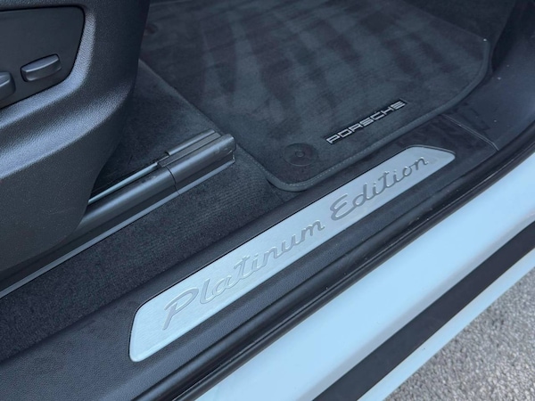 Used Porsche Cayenne 2023 for sale - 76241308: Photo 36