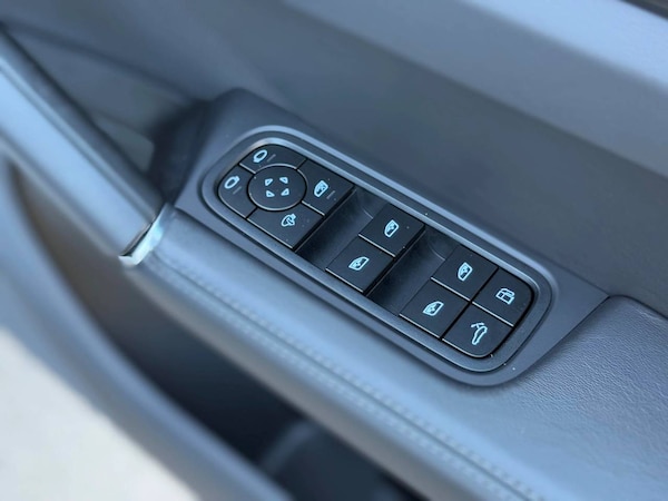 Used Porsche Cayenne 2023 for sale - 76241308: Photo 39