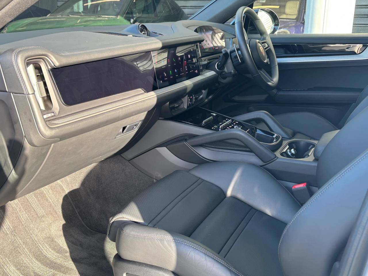 Used Porsche Cayenne 2025 for sale - 77124745: Photo 18