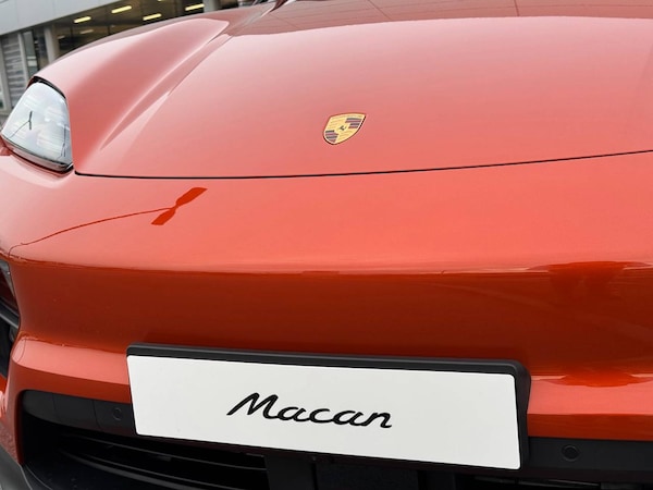 Used Porsche Macan 2025 for sale - 76216699: Photo 10