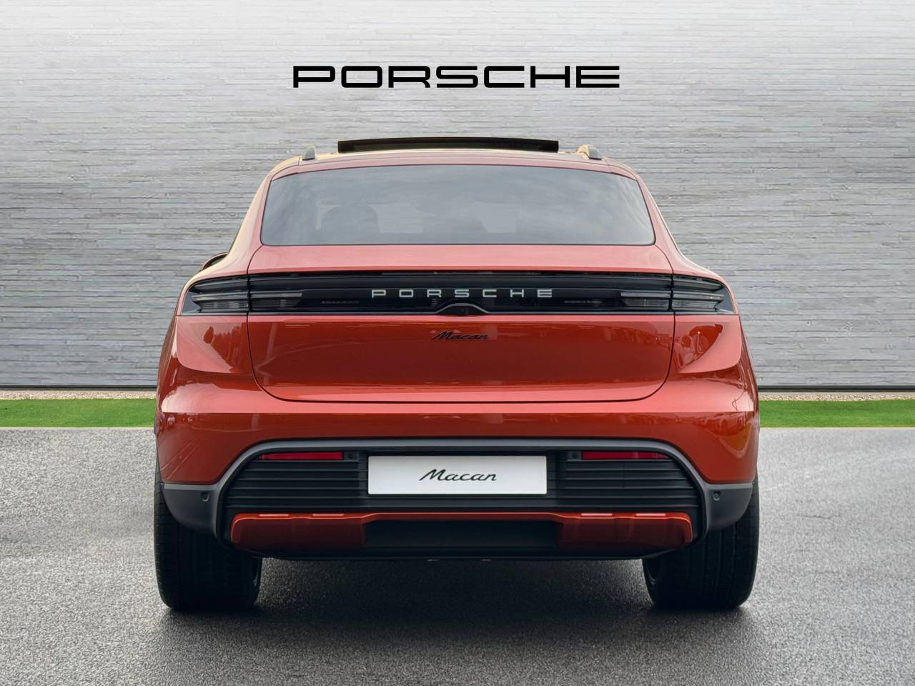 Used Porsche Macan 2025 for sale - 76216699: Photo 8