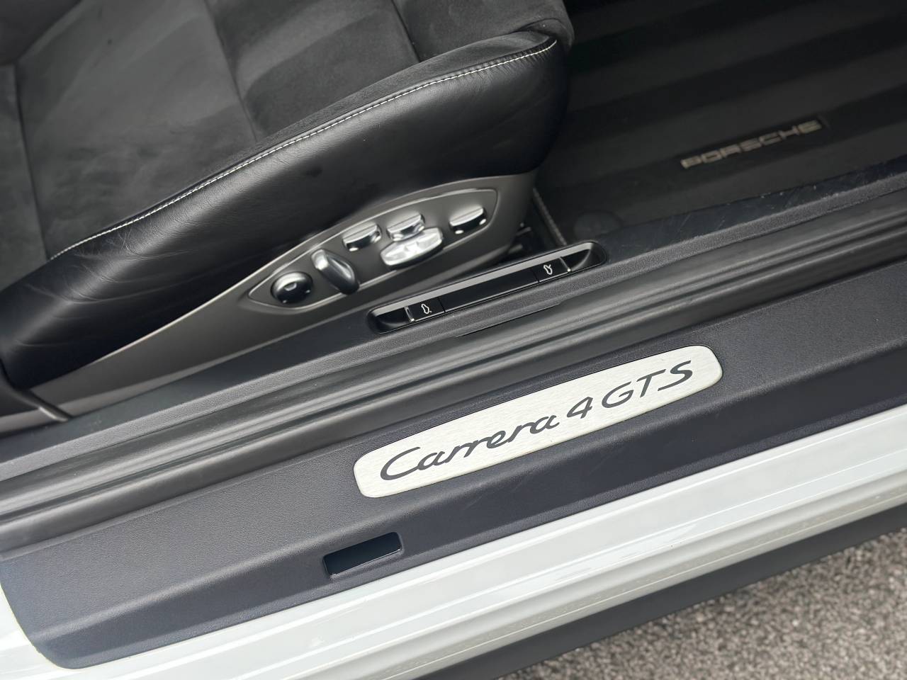 Used Porsche 911 2019 for sale - 76216700: Photo 32