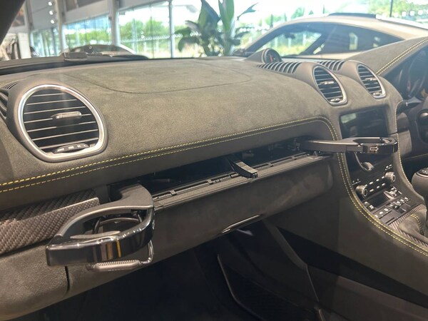 Used Porsche Other 2025 for sale - 76111251: Photo 34