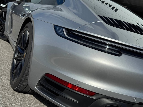 Used Porsche 911 2024 for sale - 76261208: Photo 12
