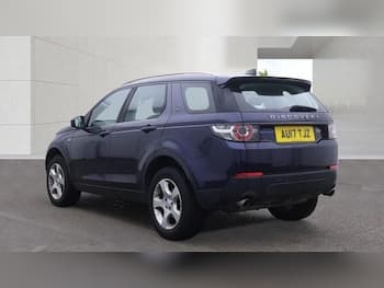Used Land Rover Discovery Sport 2017 for sale - 79711785: Photo