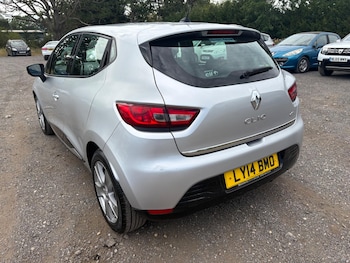 Used Renault Clio 2014 for sale - 79533042: Photo
