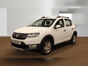Used Dacia Sandero Stepway 2015 for sale - 79687982: Photo