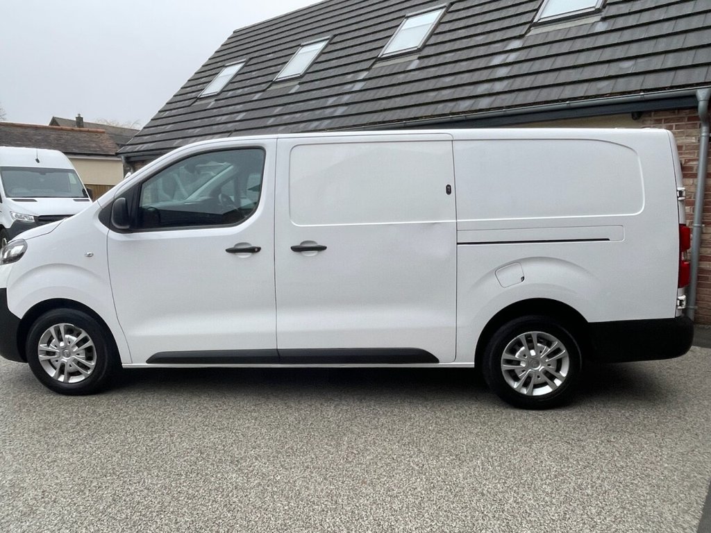 Used Vauxhall Vivaro 2020 for sale - 77452358: Photo 6