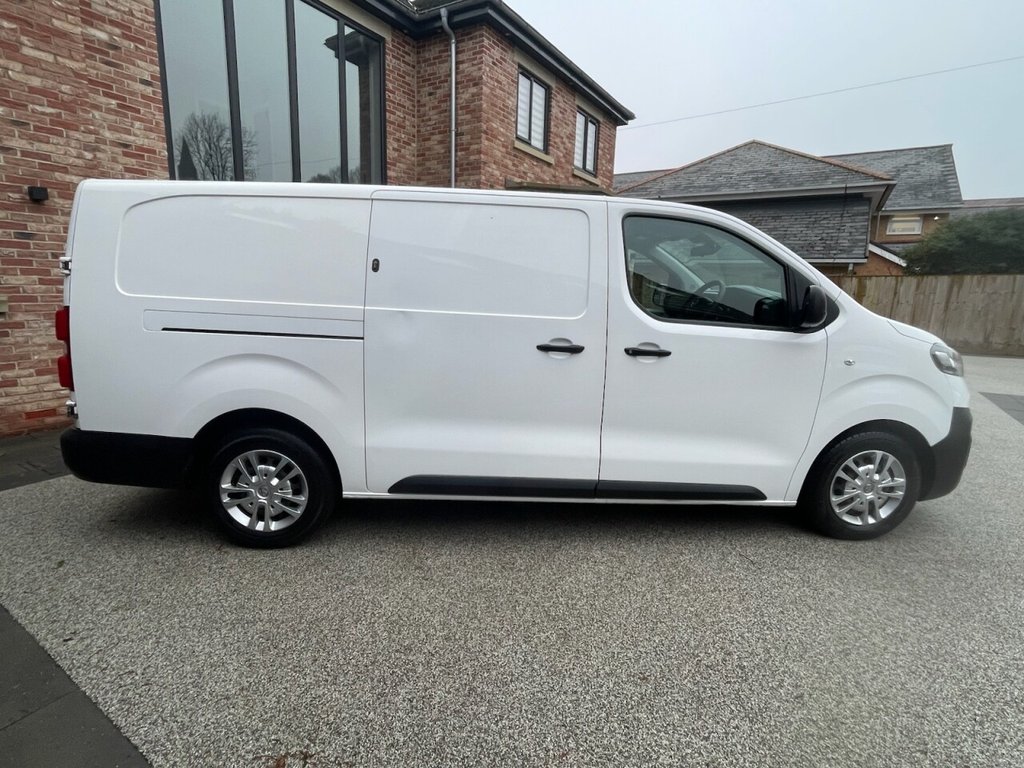 Used Vauxhall Vivaro 2020 for sale - 77452358: Photo 7