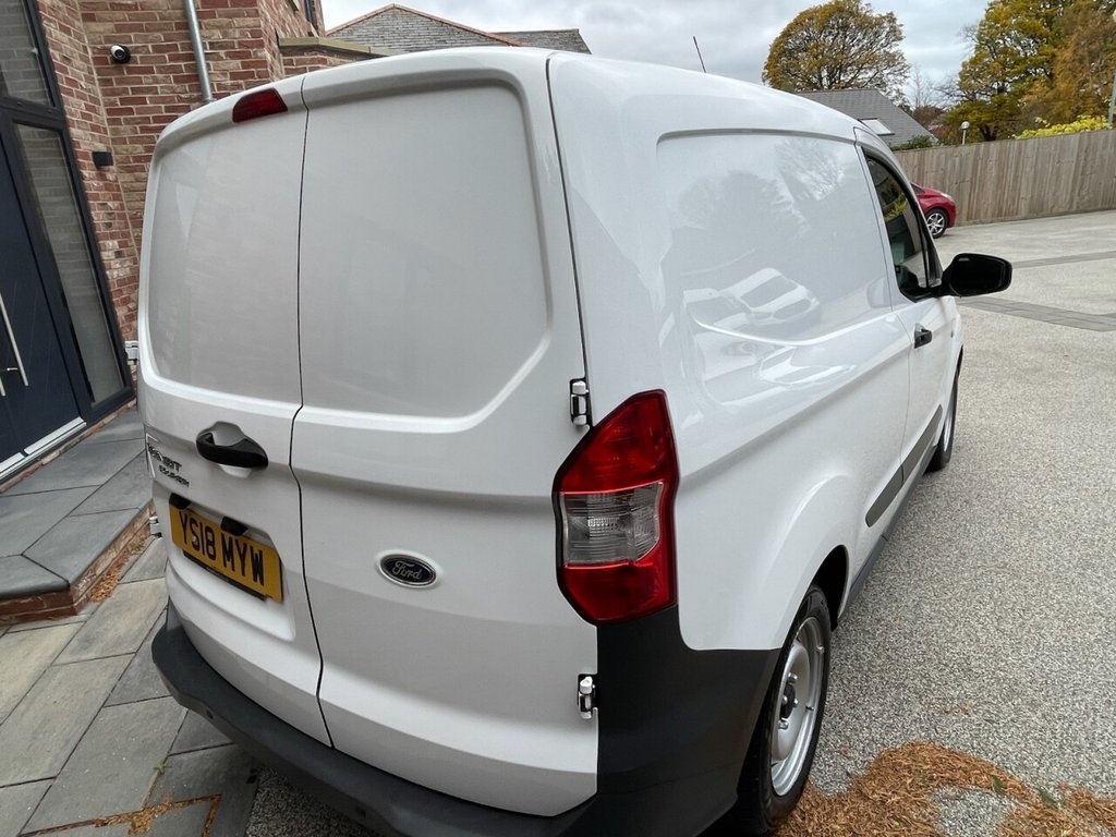 Used Ford Transit Courier 2018 for sale - 76459307: Photo 6