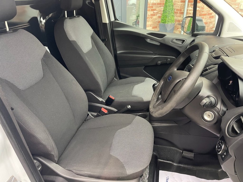 Used Ford Transit Courier 2018 for sale - 76459307: Photo 9